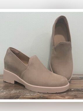 ABEO Horizon Leather Slip On Beige Neutral  Chunky Platform Support Shoes (Sz 7)